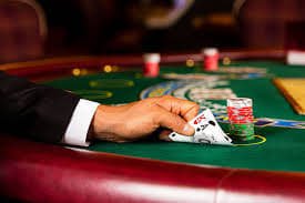 Studio kasino langsung togel slot dengan dealer profesional dan streaming HD multi-kamera